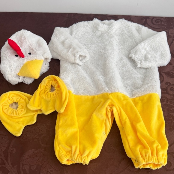 🌟3/$15🌟 Baby Chicken Costume. 18 months. - Picture 1 of 10
